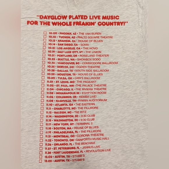 Dayglow XL tour tee shirt 2022 - Picture 4 of 8